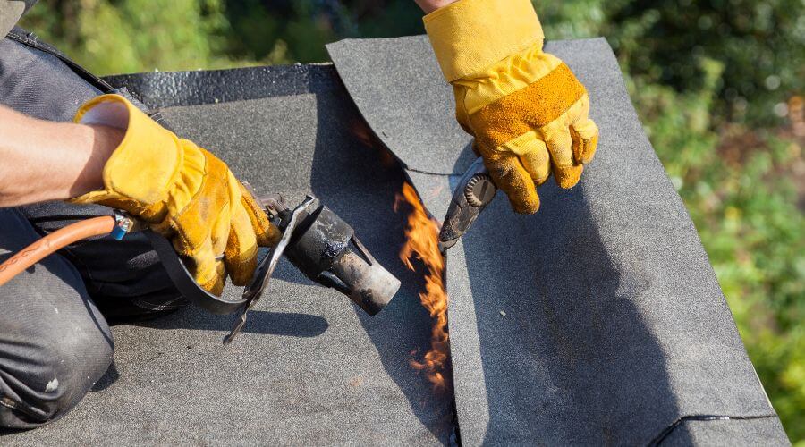Professional gutter cleaning in Mount Pleasant, OH